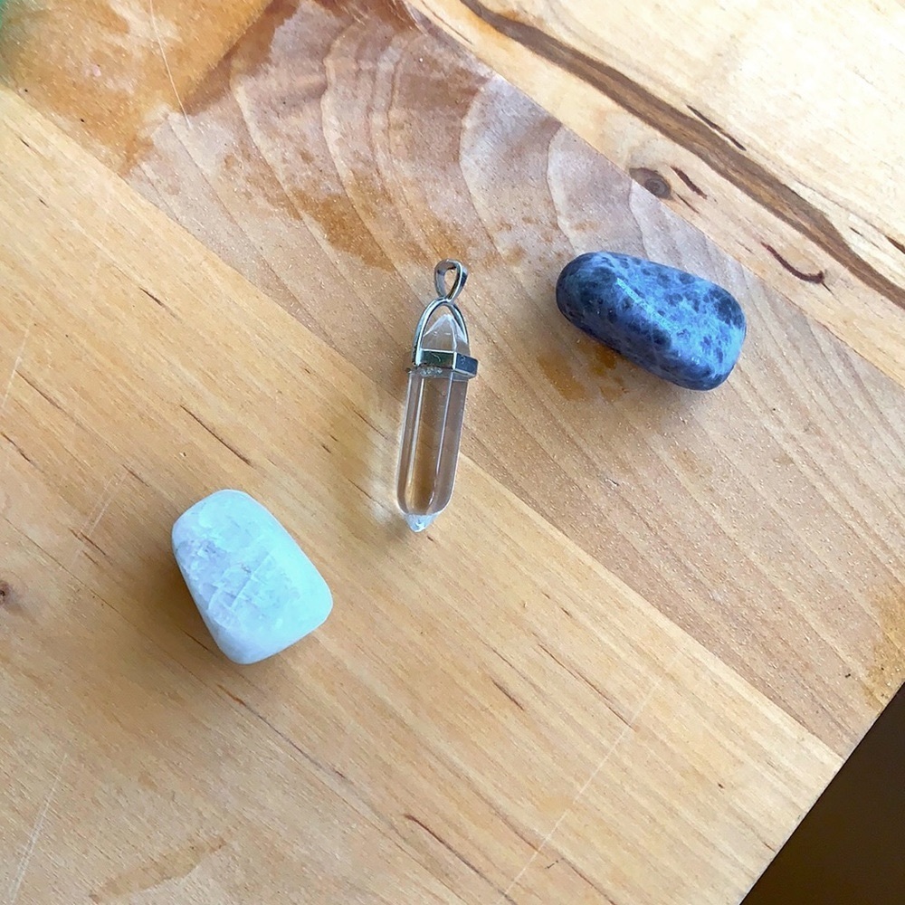 Crystal Pendant Bundle - Picture 2 of 7